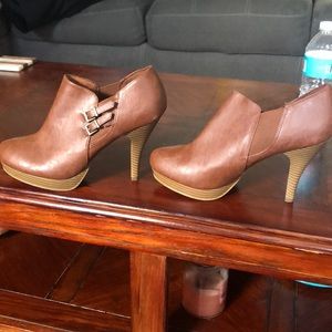 Brown leather heeled booties